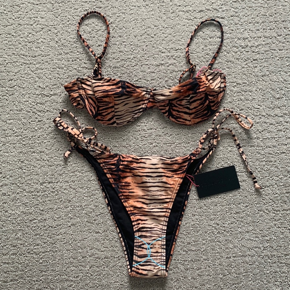 NWT South Beach string bikini in tiger print US 8 top US 6 bottom